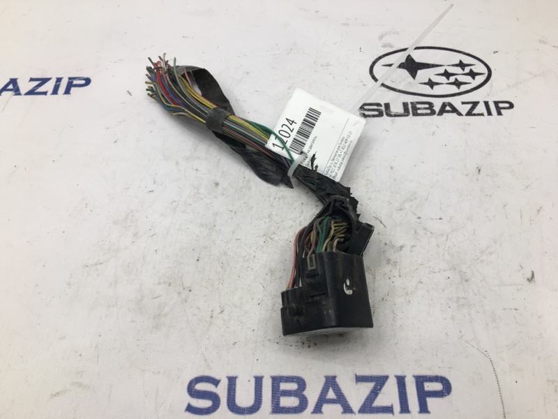 Разъем на двигатель Subaru Разъем на двигатель Subaru
