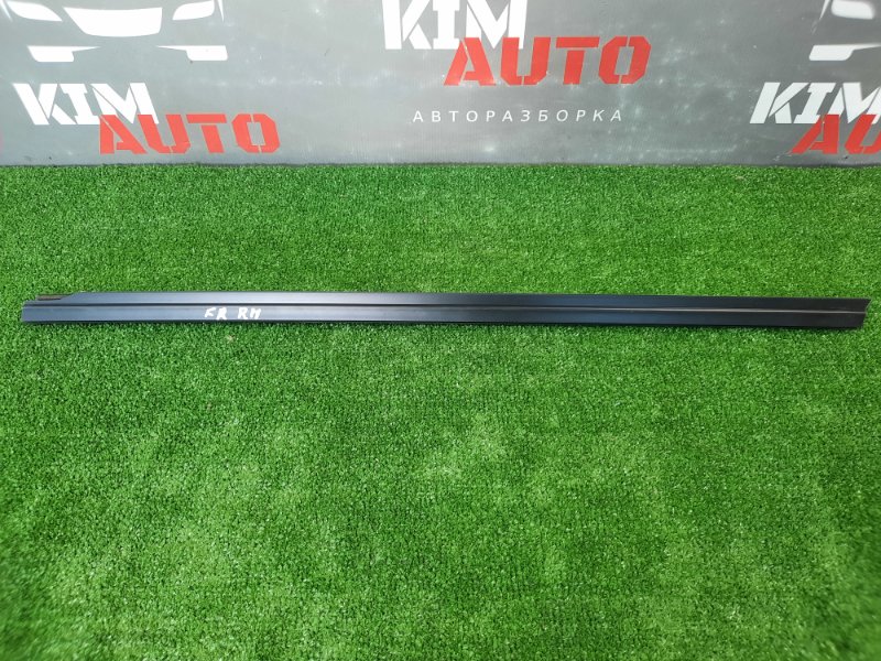 Уплотнитель перед. прав. внутренний(бархотка) Lada X-Ray Cross 1.6 H4MD