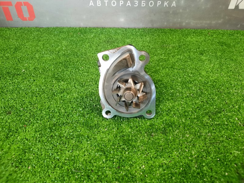 Насос водяной (помпа) Renault Nissan Lada 1.6 H4M
