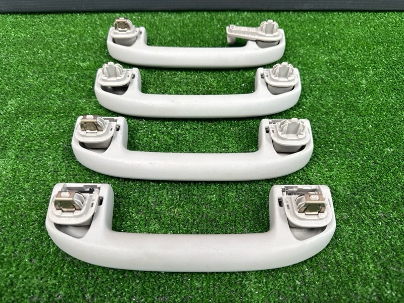 Ручка потолка салона QX50 J55 2019 2.0 KR20DDET Ручка потолка салона QX50 J55 2019 2.0 KR20DDET