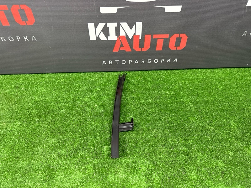Направляющая стекла двери передняя левая Infiniti QX50 J55 2019 2.0 KR20DDET 802155NA0A Б/У