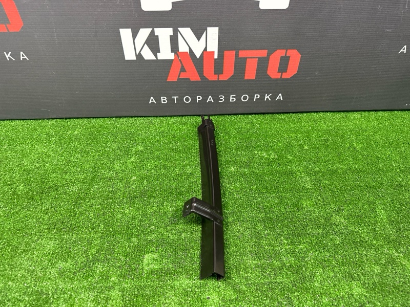 Направляющая стекла двери передняя левая QX50 J55 2019 2.0 KR20DDET