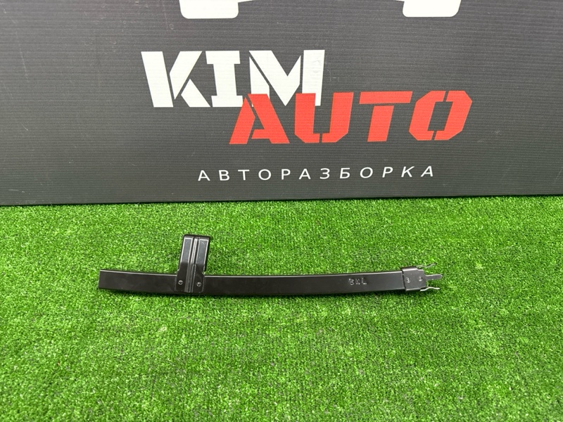 Направляющая стекла двери передняя левая Infiniti QX50 J55 2.0 KR20DDET