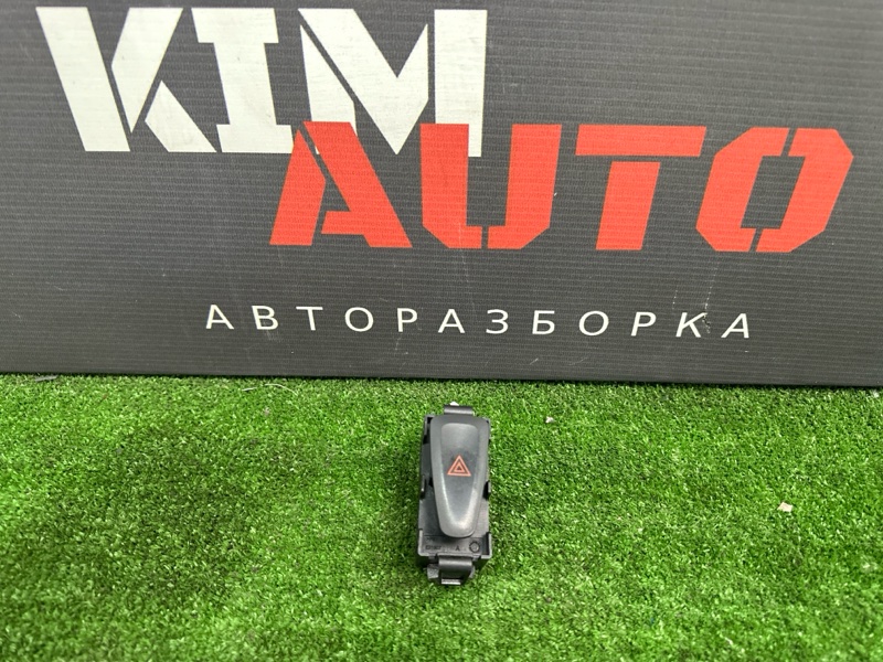 Кнопка аварийной сигнализации Renault Logan 2014 K7M 252908988R Б/У