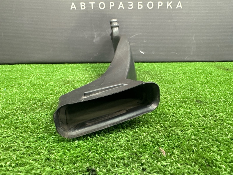 Воздуховод салона левый Logan 2014 K7M