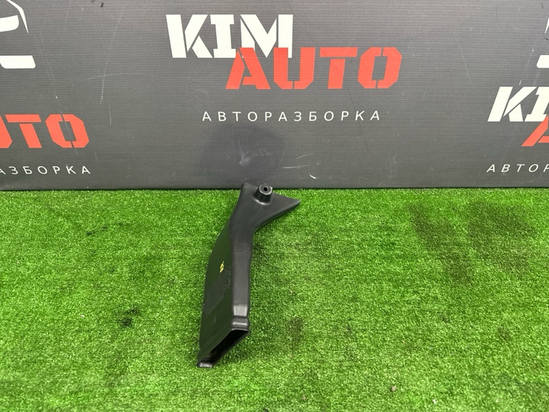 Запчасть воздуховод салона задний правый Renault Logan 2014 K7M 279304070R Б/У Воздуховод салона задний правый Renault Logan 2014 K7M 279304070R Б/У