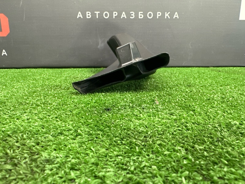 Воздуховод салона задний правый Renault Logan K7M Воздуховод салона задний правый Renault Logan K7M