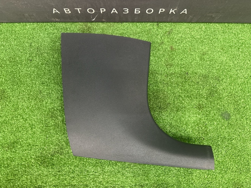Запчасть накладка порога угловая передняя правая Skoda Rapid 2016 1.6 CWVA 5JA863484A Б/У Накладка порога угловая передняя правая Skoda Rapid 2016 1.6 CWVA 5JA863484A Б/У