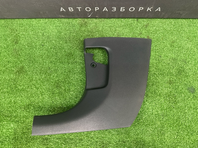 Накладка порога угловая передняя левая Skoda Rapid 2016 1.6 CWVA 5JA863483A Б/У