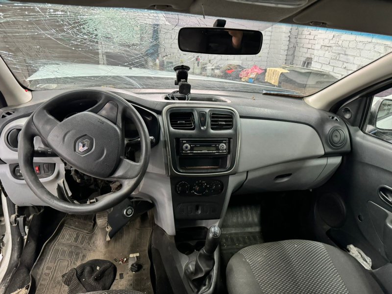 Кронштейн блока управления двигателем Logan 2014 K7M