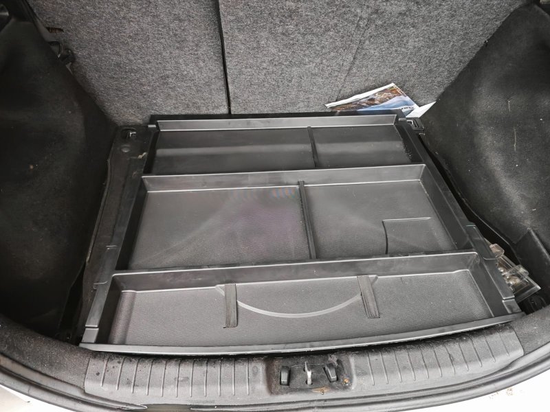 Ответная часть замка багажника Ceed 1 HB 2012 ED 1.6 G4FC Ответная часть замка багажника Ceed 1 HB 2012 ED 1.6 G4FC