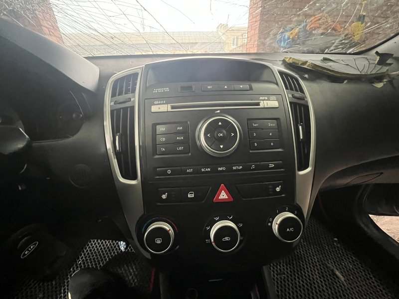 Блок иммобилайзера Ceed SW 2011 ED 1.6 G4FC