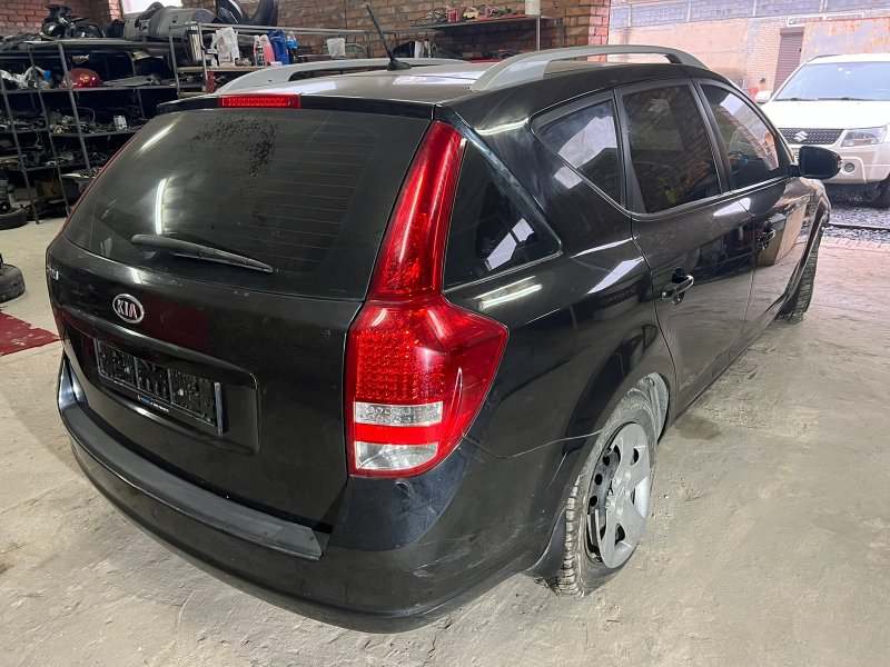 Блок иммобилайзера Ceed SW 2011 ED 1.6 G4FC