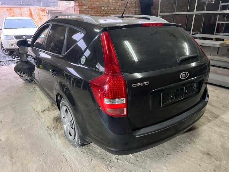 Блок иммобилайзера Ceed SW 2011 ED 1.6 G4FC