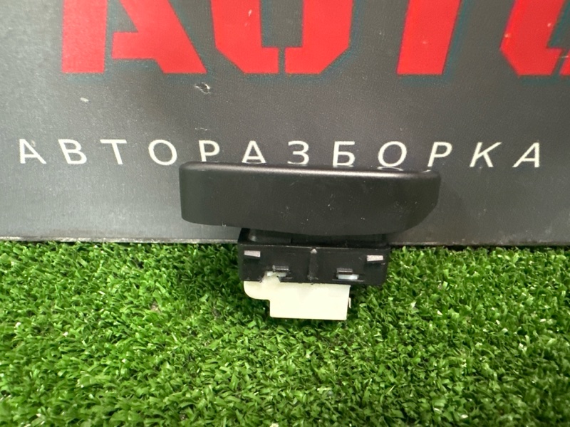 Кнопка центрального замка Polo 2013 1.6 CFN