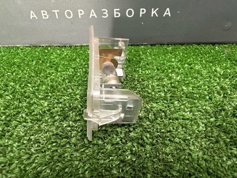 Плафон подсветки багажника Hyundai Elantra 4 HD 1.6 G4FC Плафон подсветки багажника Hyundai Elantra 4 HD 1.6 G4FC