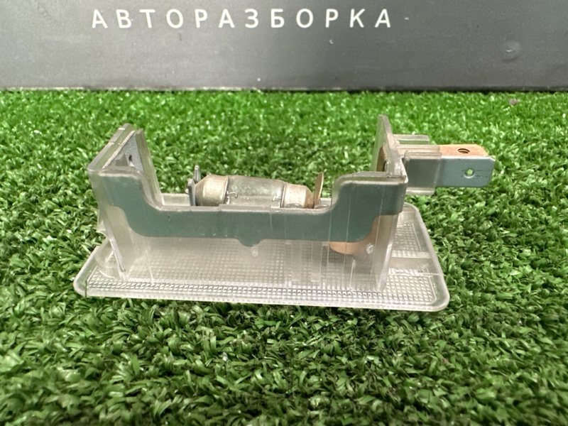 Плафон подсветки багажника Elantra 4 2008 HD 1.6 G4FC Плафон подсветки багажника Elantra 4 2008 HD 1.6 G4FC