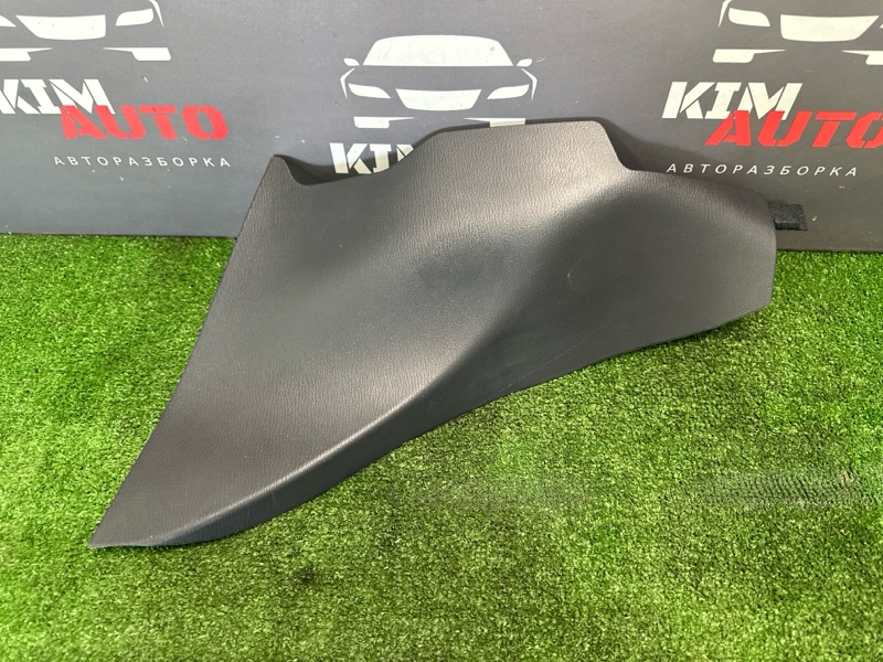 Запчасть накладка консоли правая Mazda CX-5 2016 KE 2.0 Skyactive KD4564231 Б/У Накладка консоли правая Mazda CX-5 2016 KE 2.0 Skyactive KD4564231 Б/У
