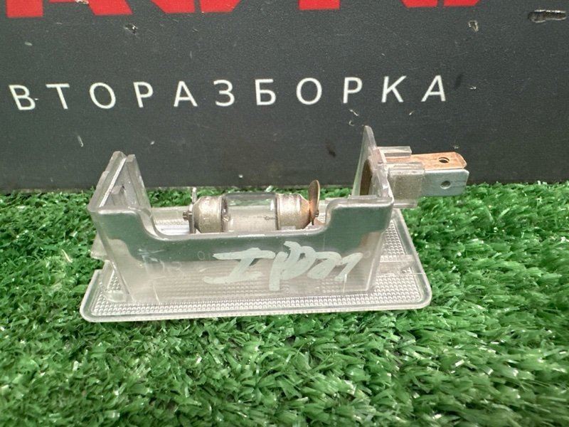 Плафон подсветки багажника Ceed SW 2010 ED 1.6 G4FC Плафон подсветки багажника Ceed SW 2010 ED 1.6 G4FC