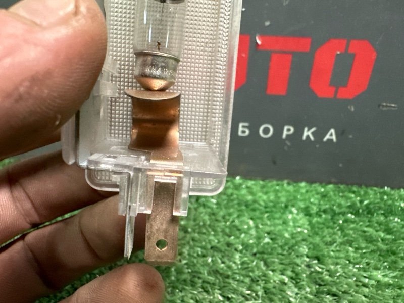 Плафон подсветки багажника Ceed SW 2010 ED 1.6 G4FC Плафон подсветки багажника Ceed SW 2010 ED 1.6 G4FC