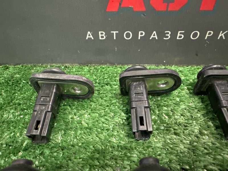 Концевик двери Elantra 4 HD "06-11" 2007 2.0 G4GC