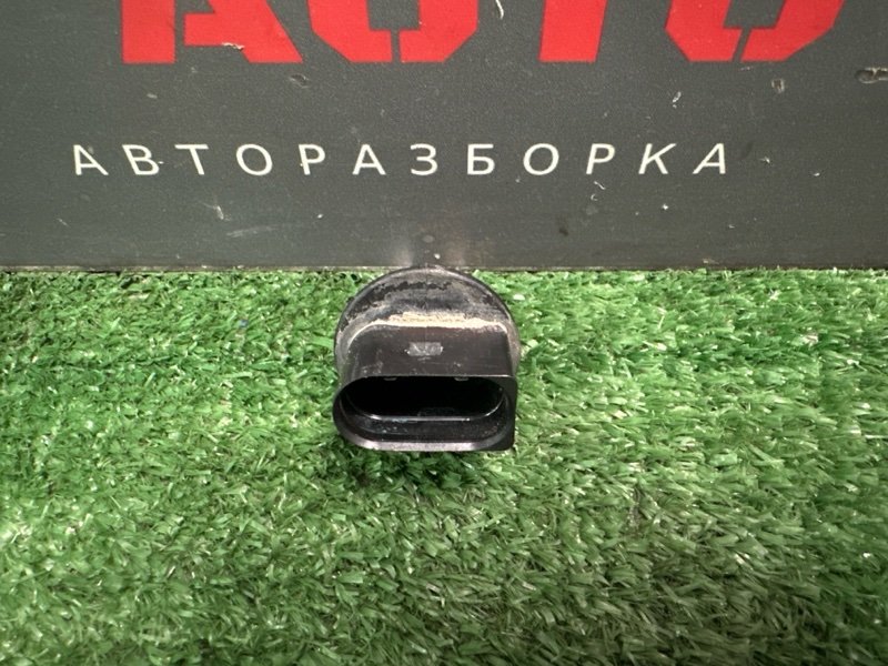 Датчик уровня омывающей жидкости Skoda Yeti 2014 1.4 CAXA 7M0919376 Б/У