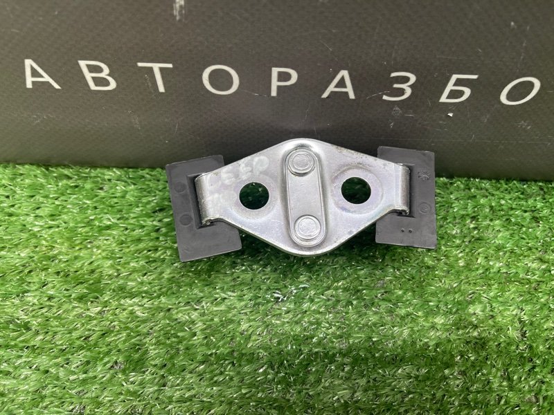 Ответная часть замка багажника Ceed 1 HB 2011 ED 1.6 G4FC
