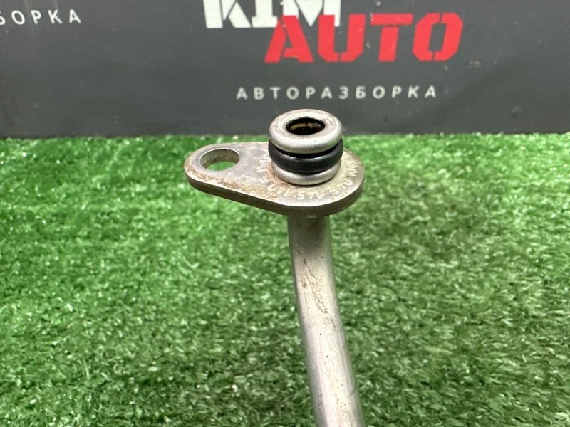 Трубка охлаждения турбины Octavia 2014 A7 1.4 CHPA Трубка охлаждения турбины Octavia 2014 A7 1.4 CHPA