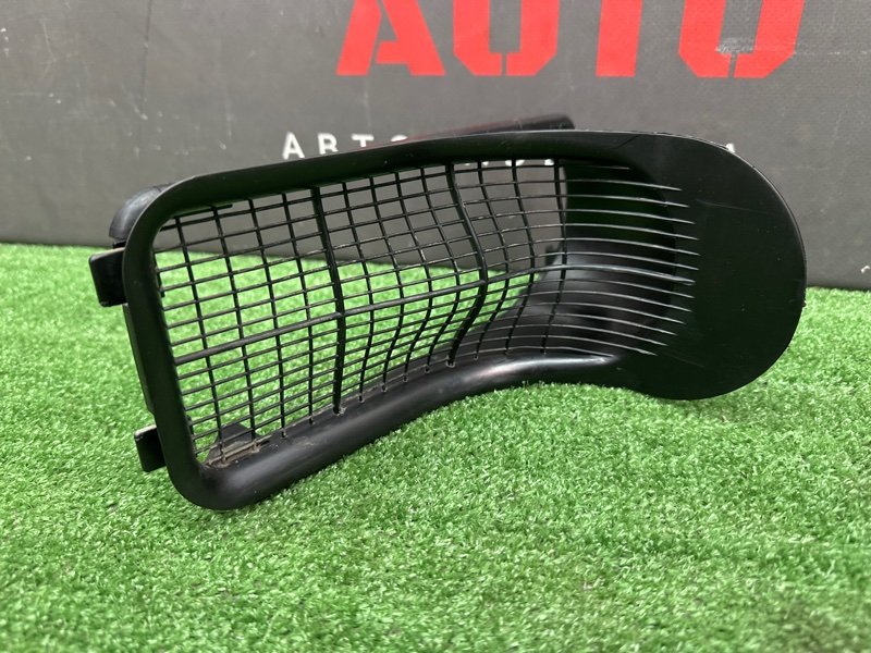 Решетка вентиляционная Volkswagen Polo 1.6 CWVB