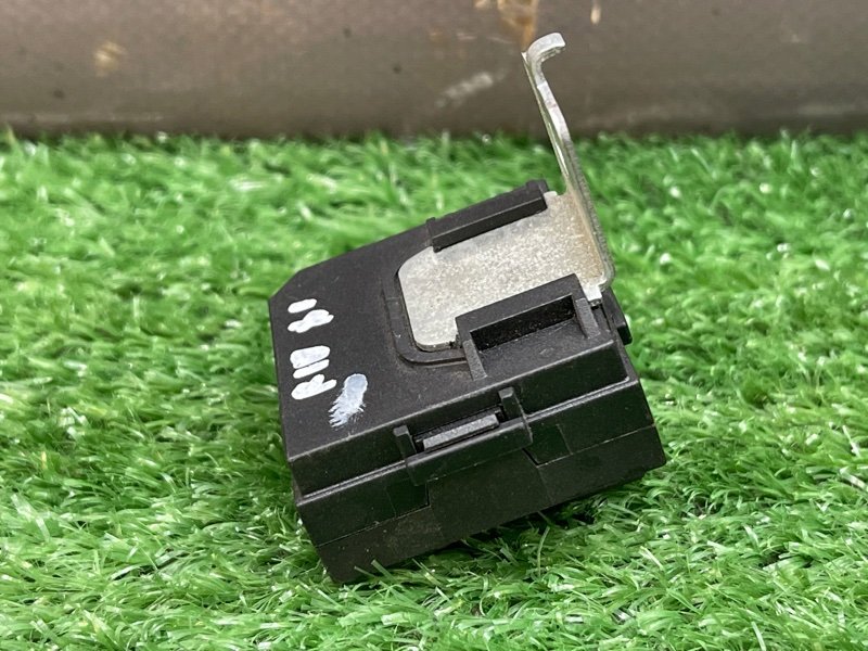 Блок иммобилайзера Rio 3 2012 QB 1.4 G4FA