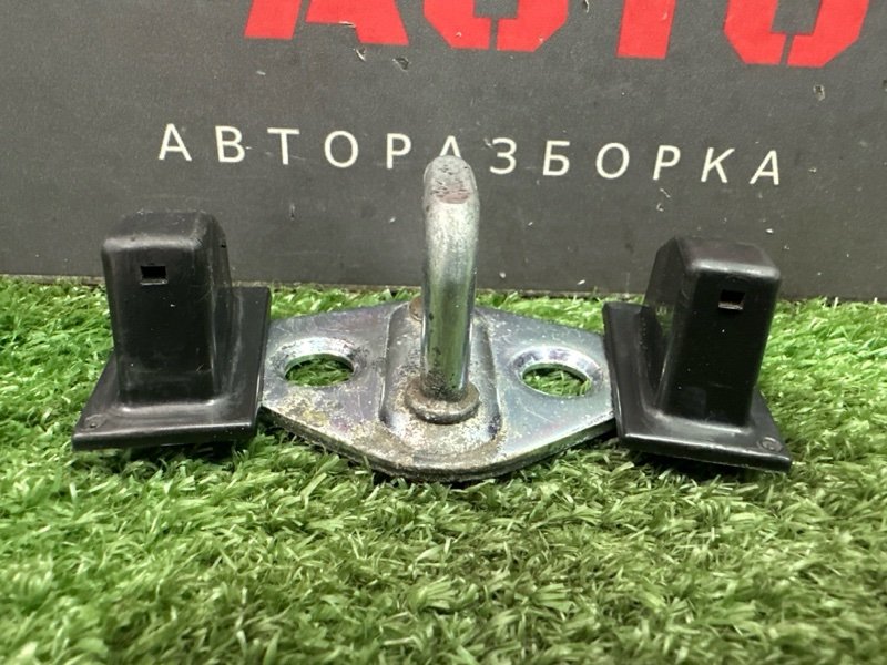 Ответная часть замка багажника Ceed 1 HB 2010 ED 1.4 G4FA