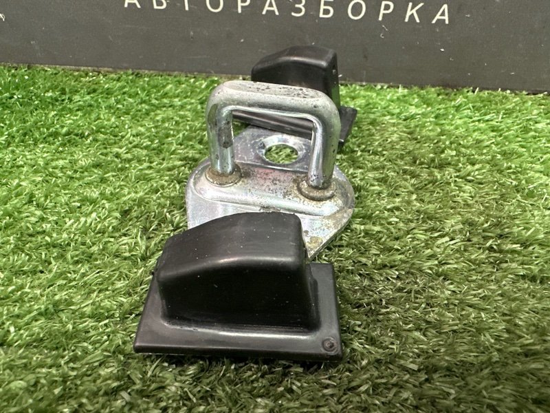 Ответная часть замка багажника Ceed 1 HB 2010 ED 1.4 G4FA