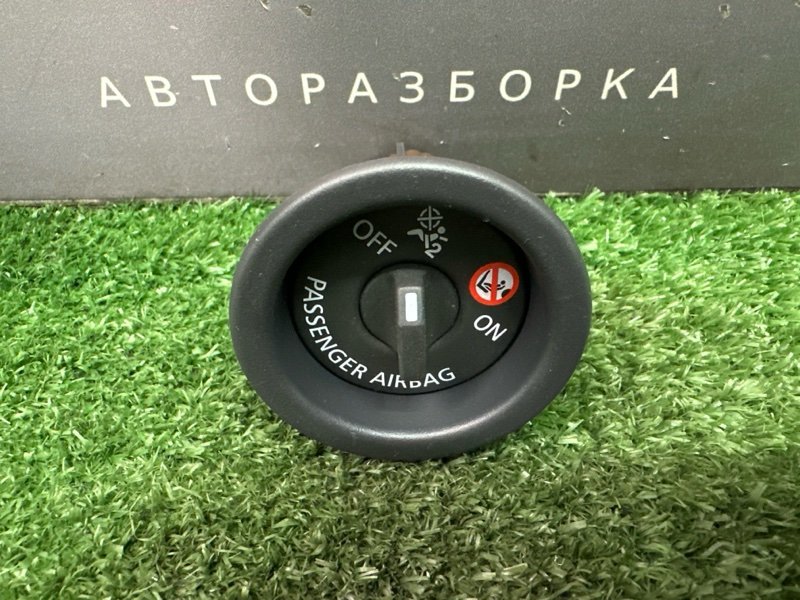 Переключатель подушки безопасности пассажира Renault Kaptur 2017 1.6 H4M 681995290R Б/У