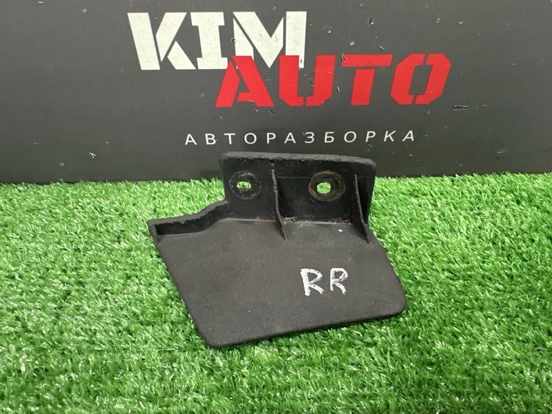 Аэродинамический щиток задний правый Renault Kaptur 2017 1.6 H4M 622562144R Б/У