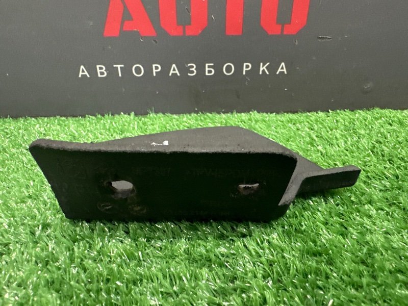 Аэродинамический щиток задний правый Kaptur 2017 1.6 H4M