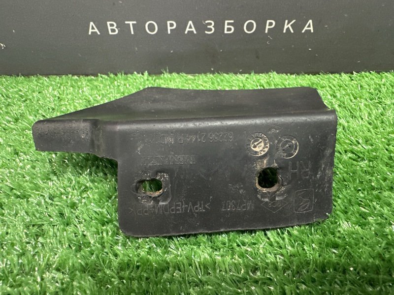 Аэродинамический щиток задний правый Kaptur 2017 1.6 H4M