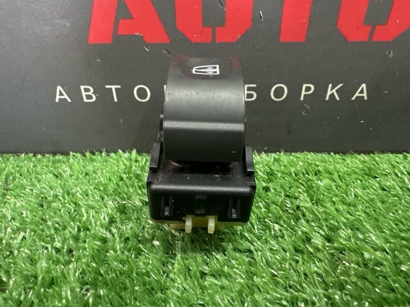 Кнопка стеклоподъемника Kaptur 2017 1.6 H4M Кнопка стеклоподъемника Kaptur 2017 1.6 H4M