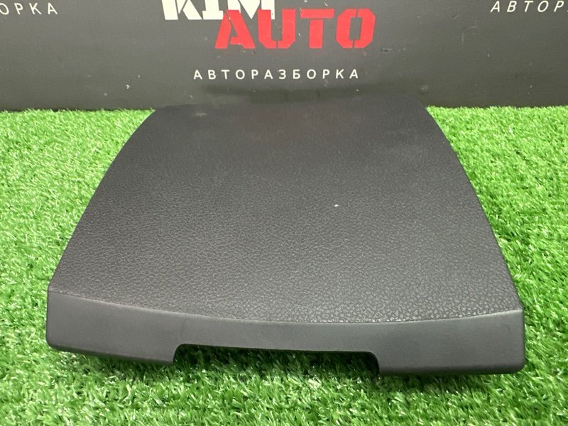 Крышка блока предохранителей салона Renault Kaptur 1.6 H4M