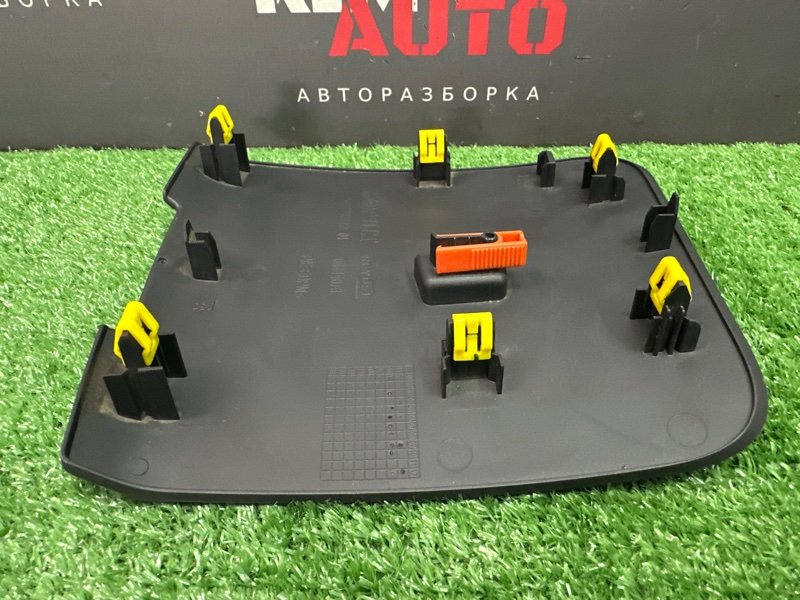 Крышка блока предохранителей салона Kaptur 2017 1.6 H4M