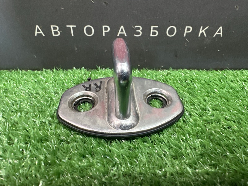 Ответная часть замка двери Yeti 2014 1.4 CAXA