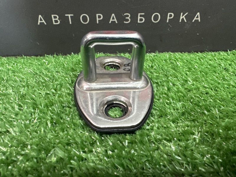 Ответная часть замка двери Yeti 2014 1.4 CAXA