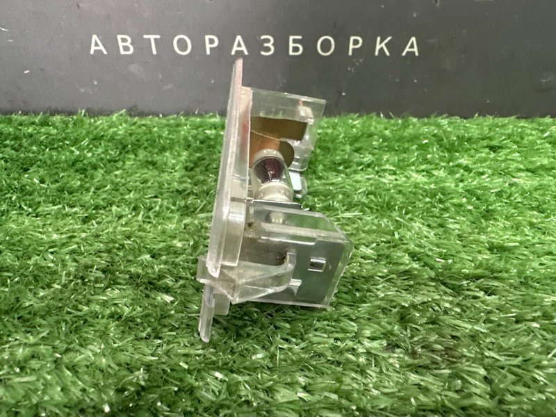 Плафон подсветки багажника Ceed 1 2010 ED 1.4 G4FA Плафон подсветки багажника Ceed 1 2010 ED 1.4 G4FA