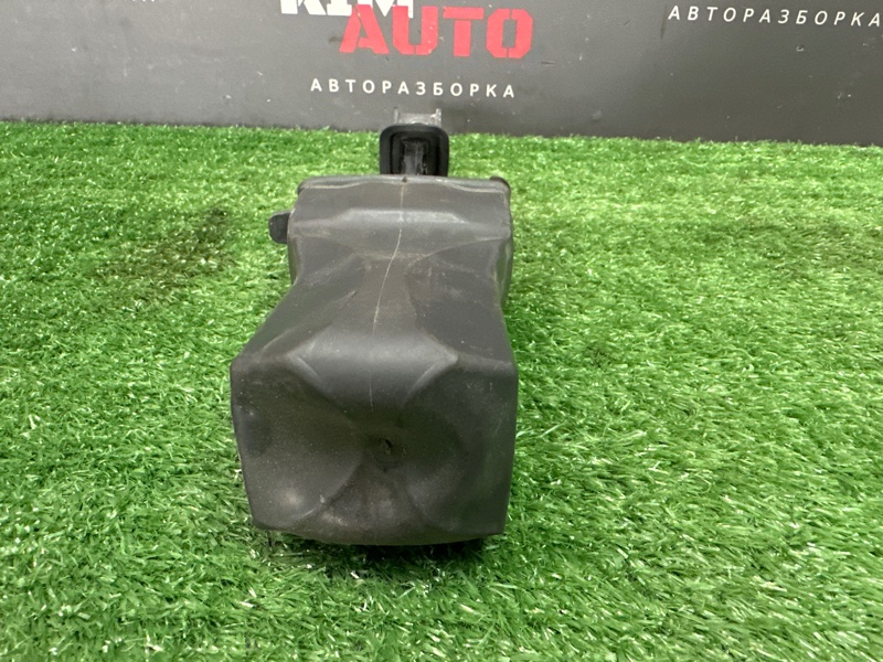 Ограничитель двери передний Polo 2013 1.6 CFN Ограничитель двери передний Polo 2013 1.6 CFN