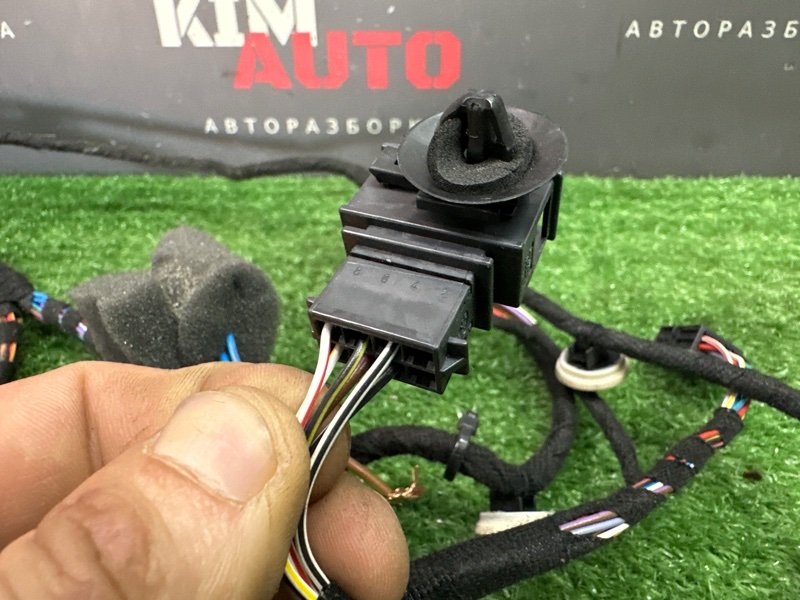 Проводка двери передняя левая Rapid 2 2021 NK6 1.6 CWVA