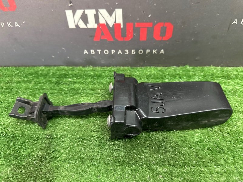 Ограничитель двери передний Skoda Rapid 2 NK6 1.6 CWVA