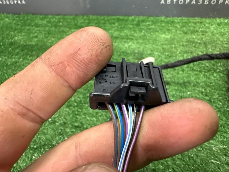 Проводка двери задняя правая Rapid 2 2021 NK6 1.6 CWVA