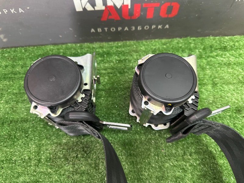 Ремни безопасности задние Rapid 2 2021 NK6 1.6 CWVA