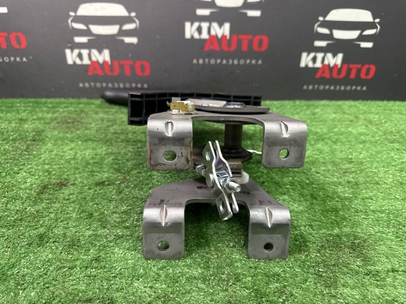 Рычаг стояночного тормоза (ручник) Creta 2017 GS 1.6 G4FG Рычаг стояночного тормоза (ручник) Creta 2017 GS 1.6 G4FG