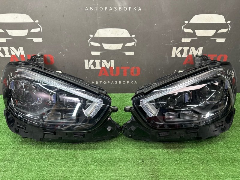 Фары передние Mercedes-Benz C-Class 2022 W206 A2069068104 контрактная