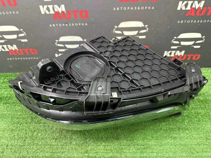 Фары передние C-Class 2022 W206
